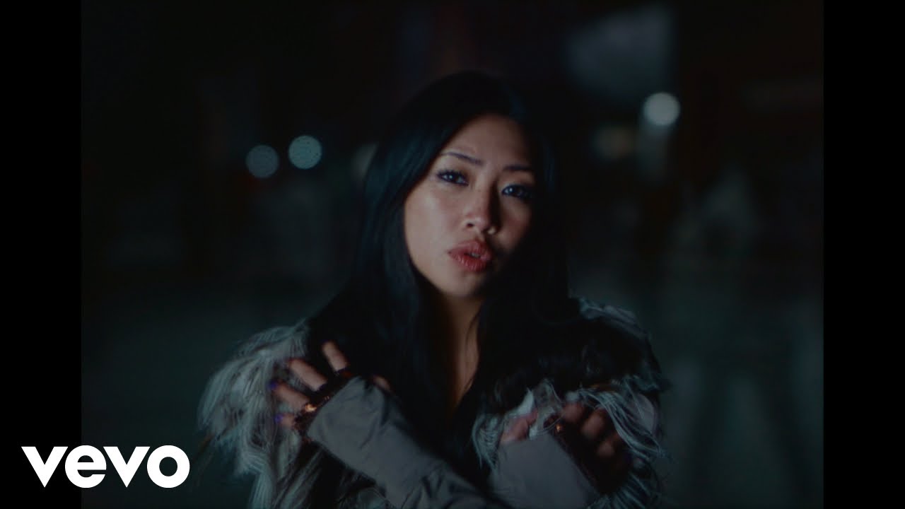 beabadoobee - Take A Bite (Official Video) - YouTube
