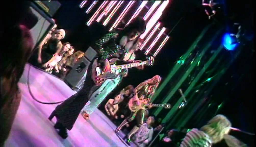 David Bowie's lost 1973 Top of the Pops performance of The Jean Genie - YouTube