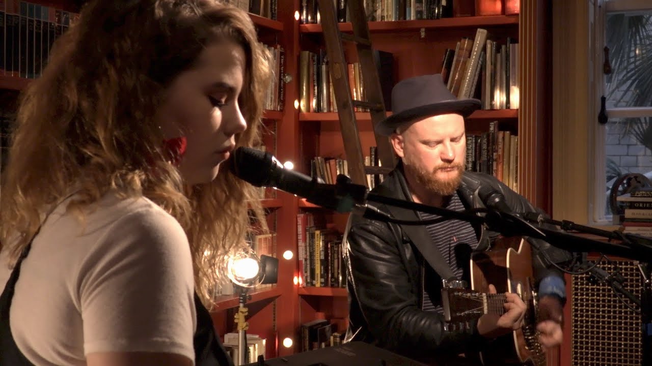 Seb Wesson feat. Hope - Deep Water (Live in the Library) - YouTube