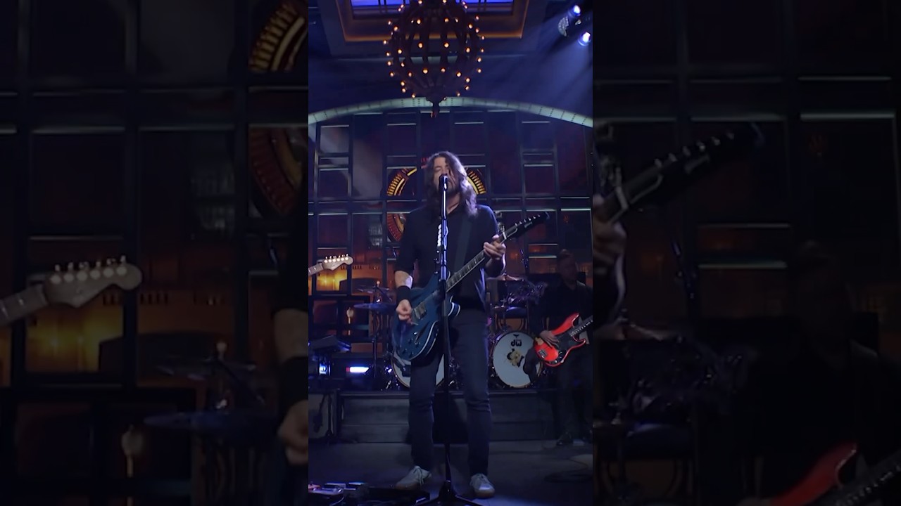 The Glass feat. @HERmusic!!! #SNL - YouTube