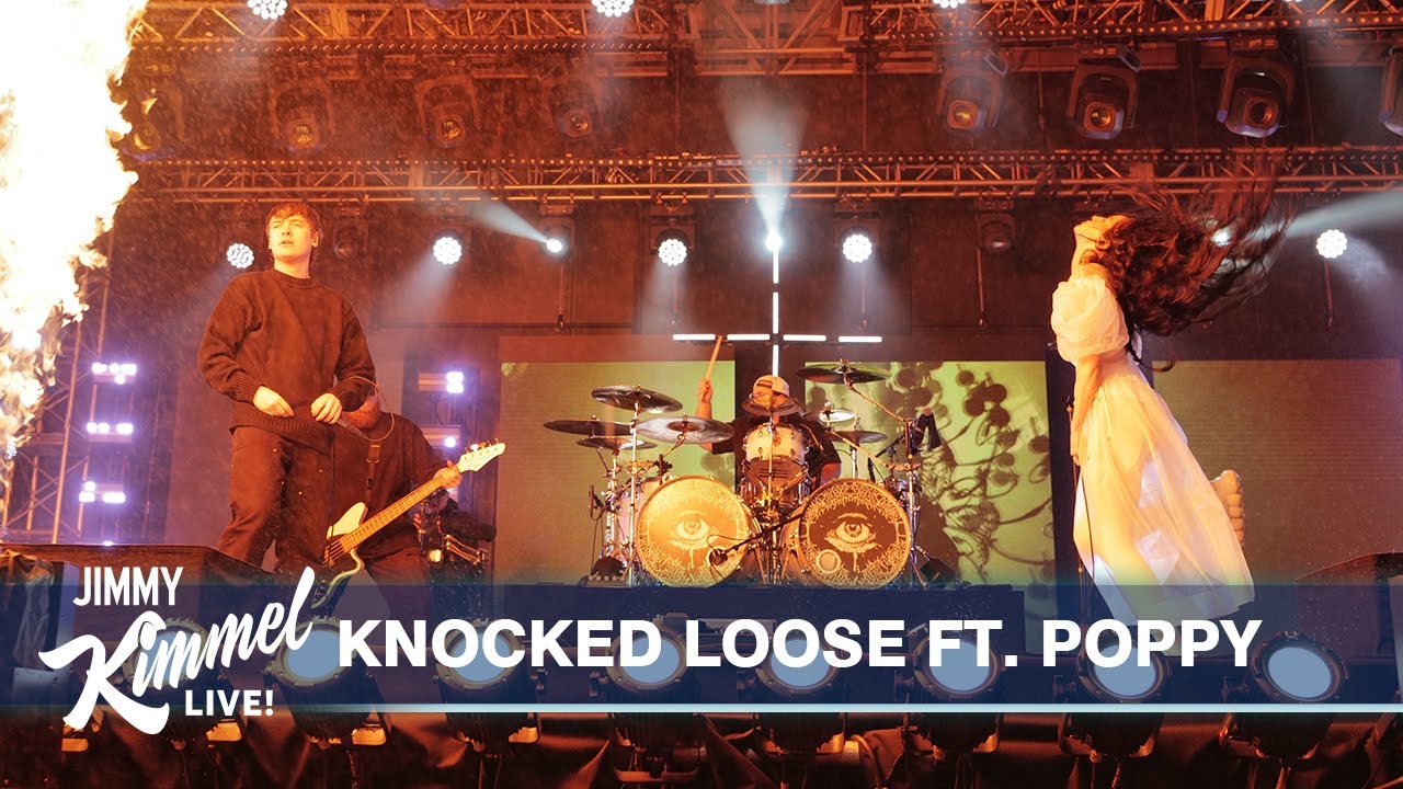 Knocked Loose ft. Poppy &ndash; Suffocate - YouTube