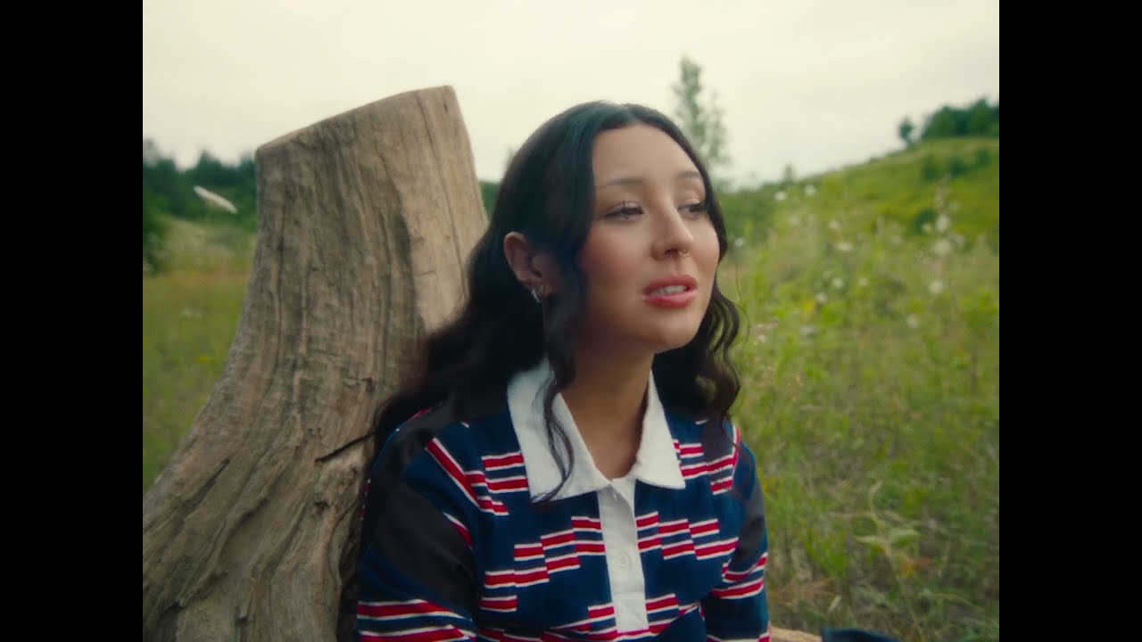 Luna Li - That's Life (Official Music Video) - YouTube