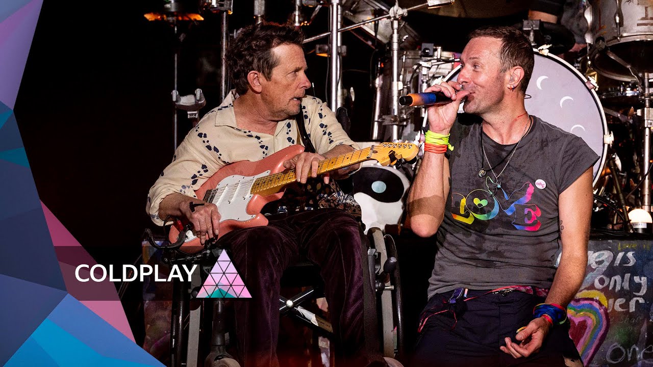 Coldplay - Fix You (Glastonbury 2024) - YouTube