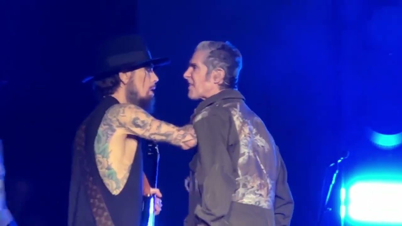 Jane&rsquo;s Addiction Boston 9-13-2024 Perry Farrell Flips Out - YouTube