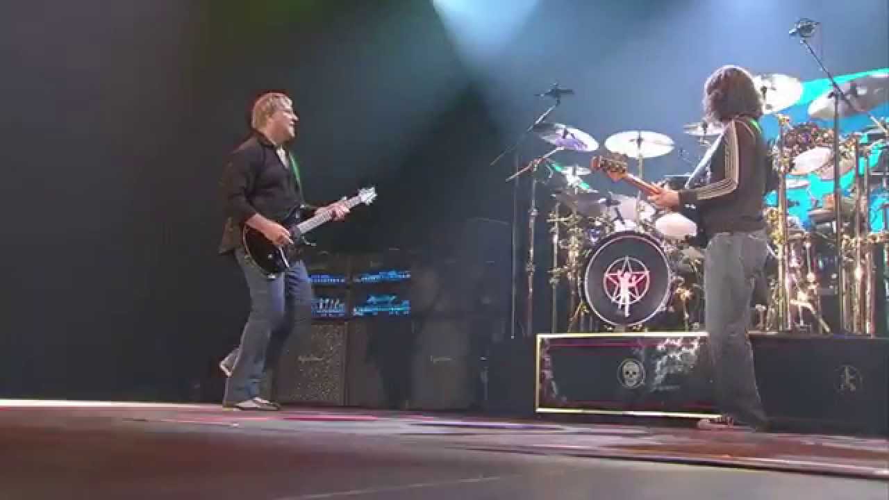 R30 - Rush 30th Anniversary Tour - La Villa Strangiato/By-Tor and the Snow-Dog [HD] - YouTube