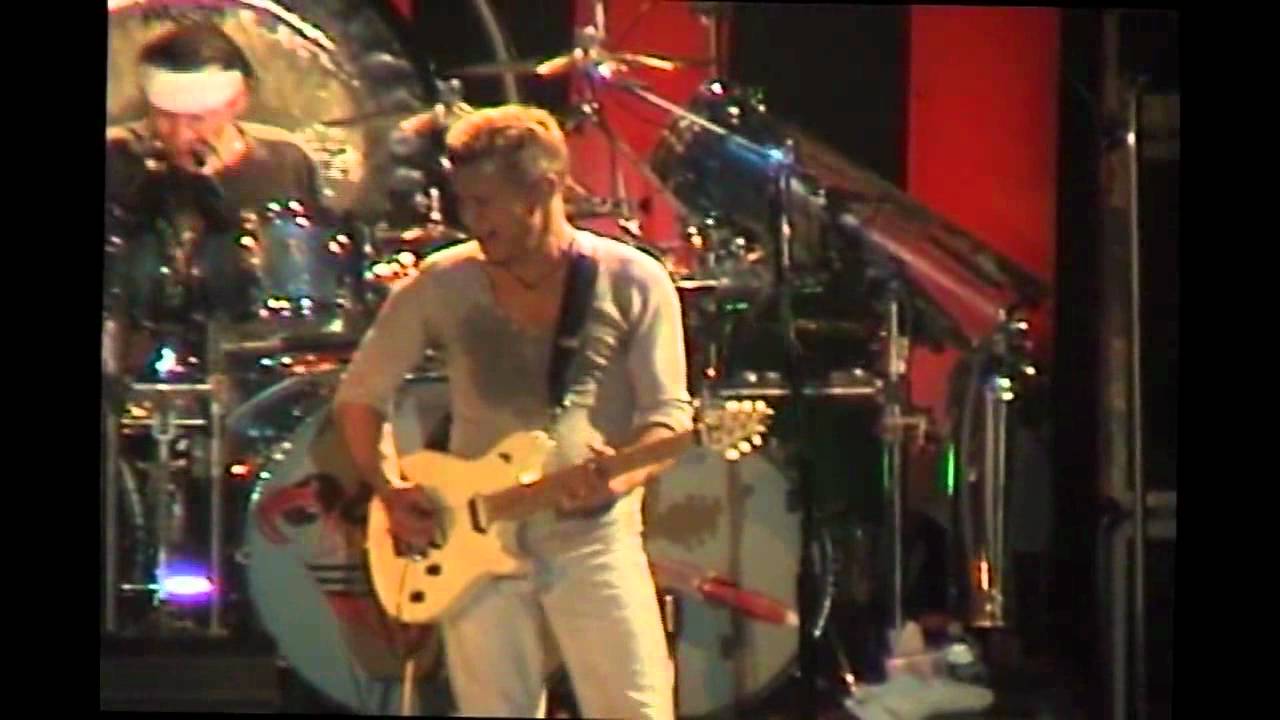 Van Halen - Panama - 2008-05-15 - Baltimore, MD [VHFrance Videos] - YouTube