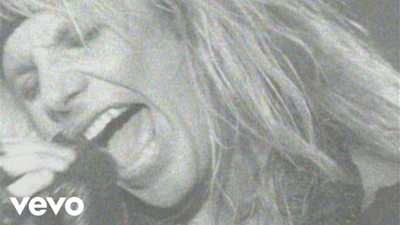 M&ouml;tley Cr&uuml;e - Kickstart My Heart (Official Music Video) - YouTube