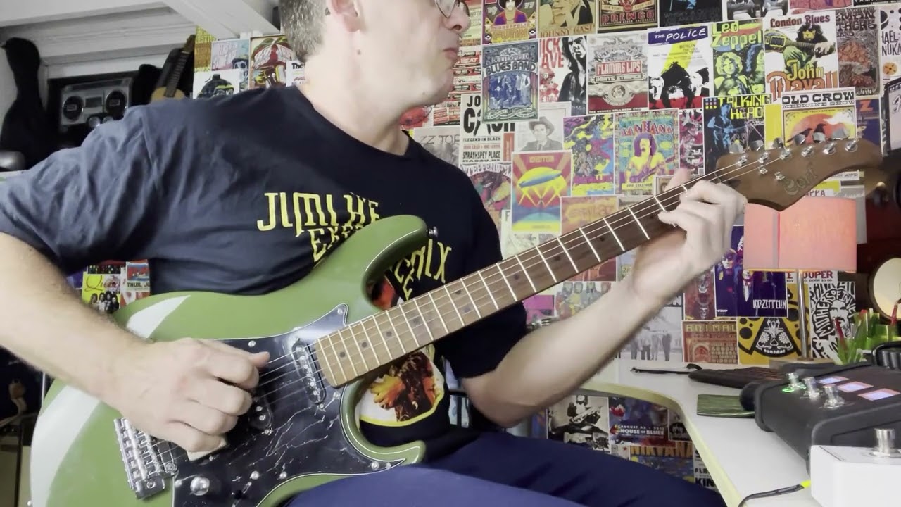 Guitar Brothers - Cort G250SE Electric Guitar Video Demonstration - YouTube