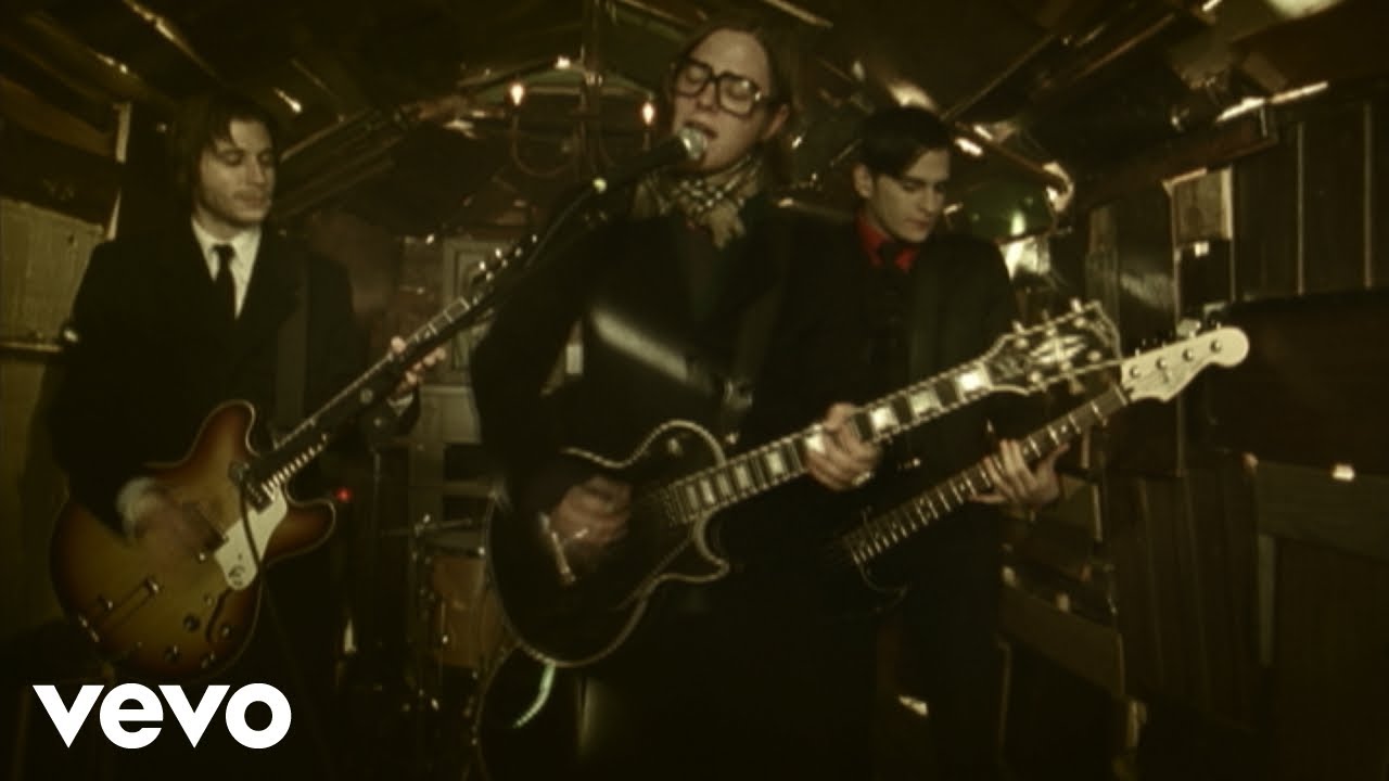 Interpol - C'mere - YouTube