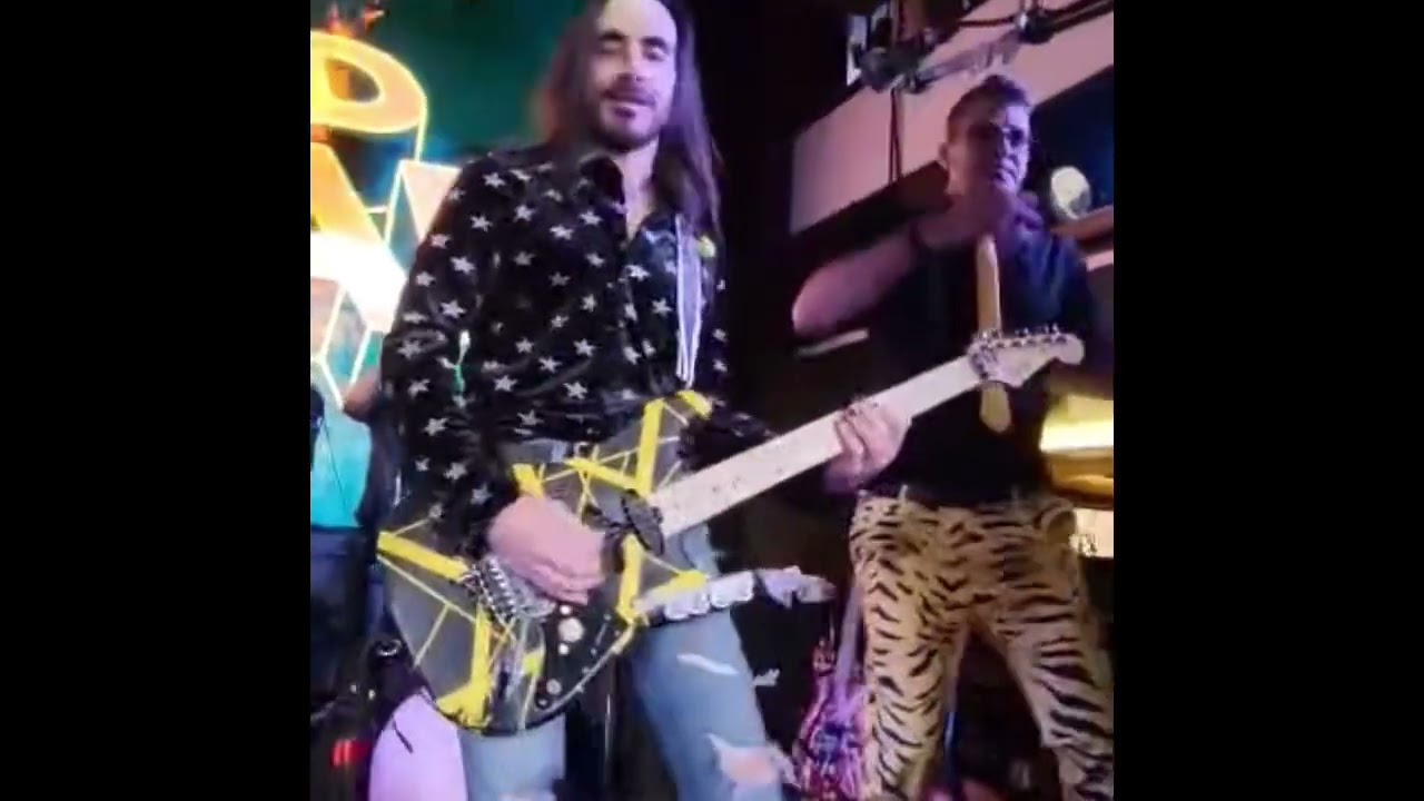 Nerd Halen with Nuno Bettencourt - Hot For Teacher (cover) - YouTube