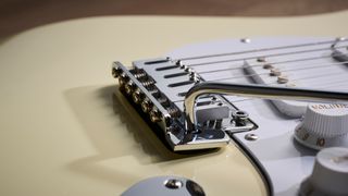 Fender Standard Stratocaster Olympic White