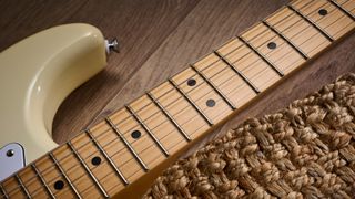Fender Standard Stratocaster Olympic White