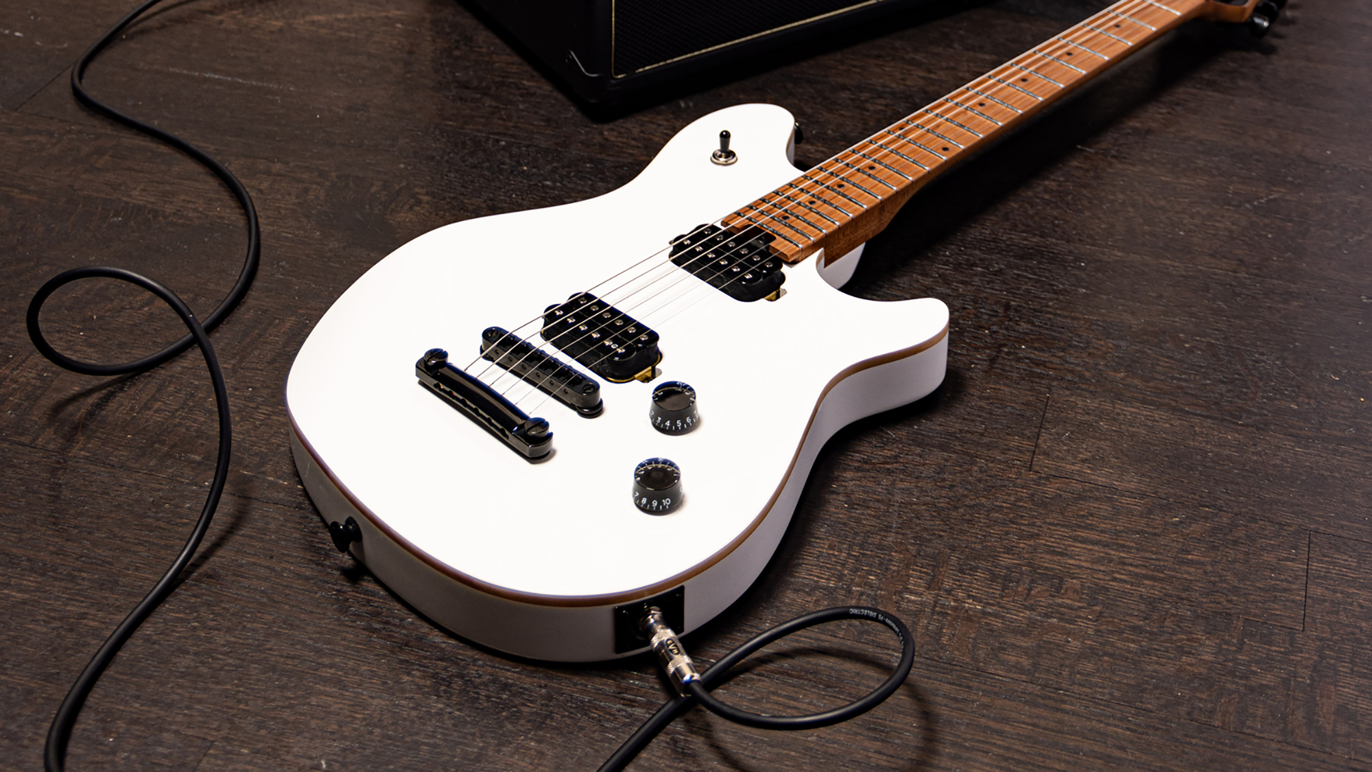 EVH Wolfgang Standard T.O.M.