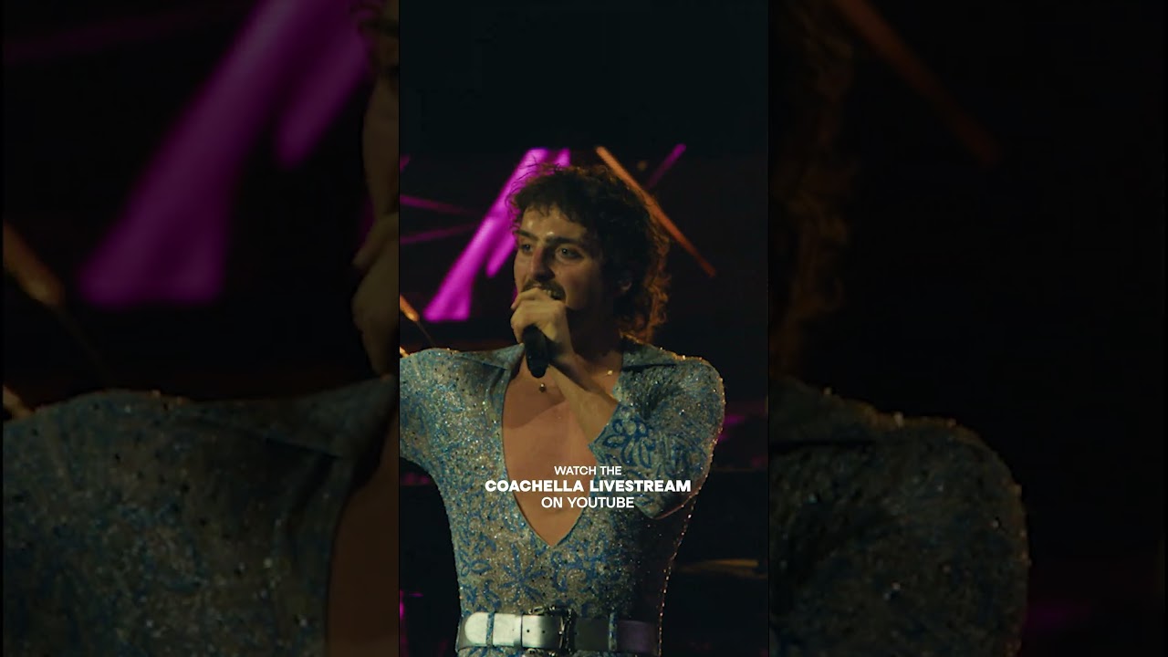 Brian May joins Benson Boone for Bohemian Rhapsody at Coachella 2025! #brianmay #shorts - YouTube