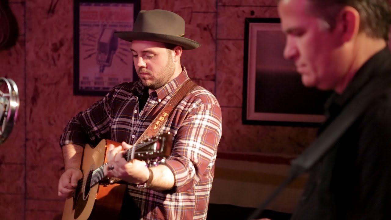 Trey Hensley and Rob Ickes | Georgia on a Fast Train - YouTube