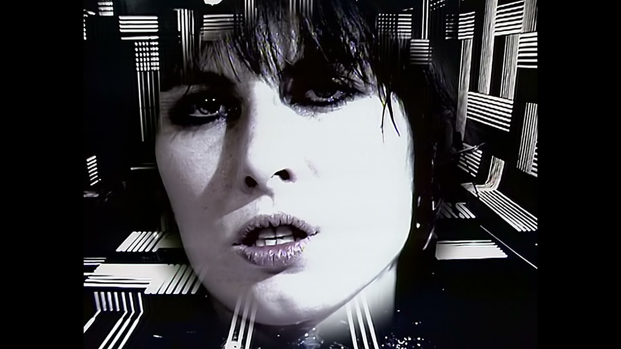 Pretenders - Talk Of The Town (Official Music Video) - YouTube
