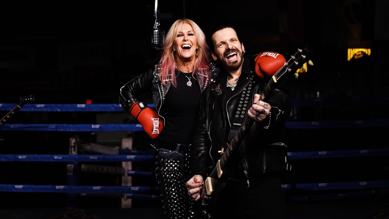 Ricky Warwick - Don't Leave Me in the Dark (feat. Lita Ford) [Official Video] - YouTube