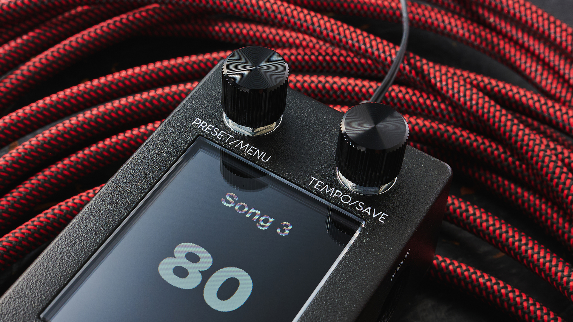 Walrus Audio Canvas Clock - MIDI management controller pedal with large screen, two control knobs and two footswitches