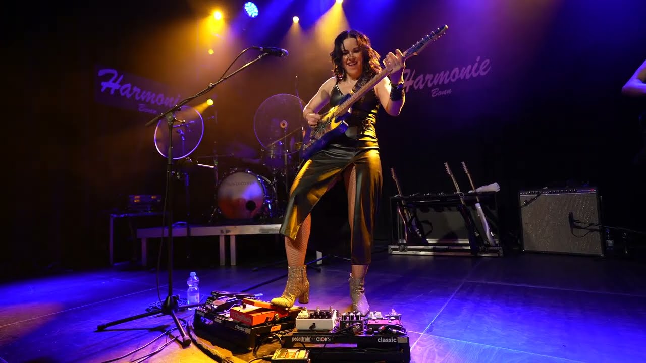 Erja Lyytinen Lullaby & You Talk Dirty Live @ Harmonie Bonn Germany 2024 - YouTube