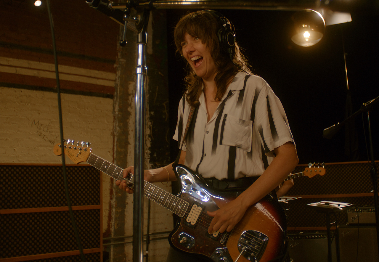 Courtney Barnett in Fender session