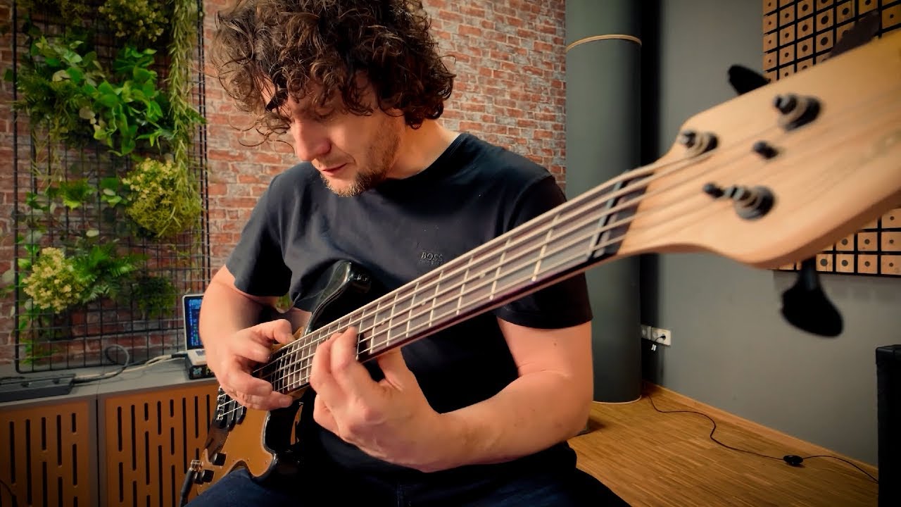 Dingwall SP1 + Darkglass LBU - Trippin' Away! - YouTube