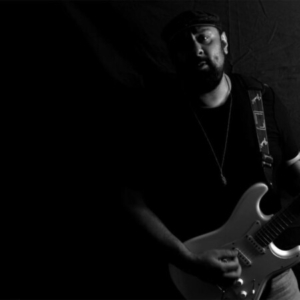 Profile photo of LuckyGuitarist